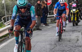 Santiago Buitrago evidencia fortaleza en la Tirreno-Adriático. El Giro de Italia es uno de sus objetivos este año. FOTO X-@BHRVictorious