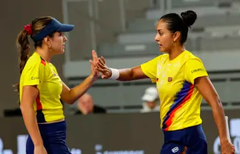 Yuliana Lizarazo y Camila Osorio disputaron el duelo de dobles en la Billie Jean King Cup ante Croacia. FOTO CORTESÍA FEDECOLTENIS