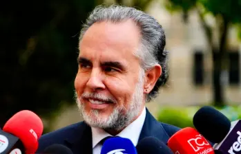 El ministro del Interior instó a concretar unas reglas mínimas “para que no termine pasando lo que quieren los violentos: que nos terminemos matando entre nosotros”. FOTO: MINISTERIO DEL INTERIOR