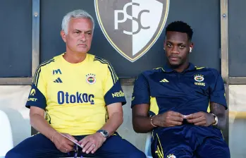 José Mourinho llevaba un año dirigiendo al Fenerbahçe antes de la llegada de Jhon Jáder Durán, quien llegó al cuadro turco en el verano europeo de este año. Foto: Getty Images