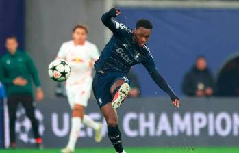 Jhon Durán y el remate que terminó en un golazo, este martes en la Champions. FOTO CORTESÍA UEFA 