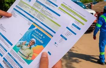 Un incremento en los precios de generación, por la mayor exposición en bolsa, puede impacta la tarifa que pagan los usuarios. Foto: EL COLOMBIANO