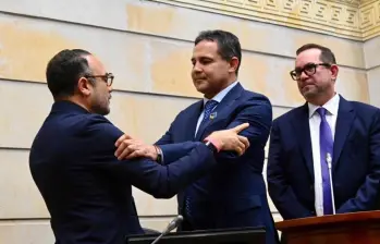 Honorio Henríquez Pinedo, oriundo de Santa Marta, es abogado de la Universidad de La Sabana, con especialización en Opinión Pública y Mercadeo Político de la Pontificia Universidad Javeriana y estudios en Seguridad y Defensa Nacional. Foto: Colprensa
