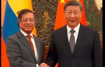 Los presidentes de Colombia y China, Gustavo Petro y Xi Jinping. FOTO: Cancillería 