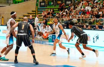 Paisas cortó su racha de victorias en el Iván de Bedout y cayó ante Astros de México, por la BCL, ahora viaja a Villavicencio para los duelos de lunes y martes. FOTO CORTESIA BCL