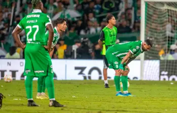 Edwin Cardona (derecha) señaló que el subtítulo ante Junior les servirá para llegar más fuertes al segundo semestre del año. Foto Juan Antonio Sánchez