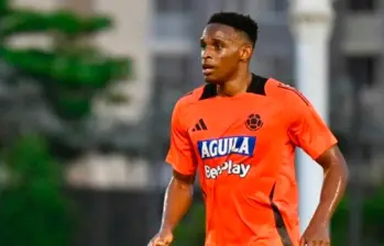 Jhon Lucumí defensa central de Colombia que se vio implicado en la acción que terminó con el gol de Thiago Almada para Argentina, en el 1-1 en el Monumental. FOTO FCF