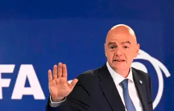 Gianni Infantino, presidente de la Fifa, lamentó las ofensas hacia Kyliam Mbappé por parte de la senadora paraguaya Celeste Amarilla. FOTO AFP