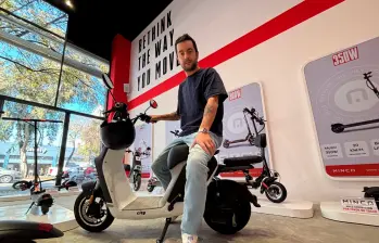 Gabriel Gutiérrez fundó Minca en 2016. Hoy día la compañía proyecta vender cerca de 15.000 vehículos eléctricos livianos durante 2026. FOTO CORTESÍA