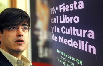 Jaime Bayly denunció en su canal de YouTube haber sido excluido de la Fiesta del Libro y la Cultura de Medellín, donde tenía previsto presentar su novela Los golpistas. FOTO Colprensa-cortesía