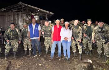 Los 18 soldados de la Brigada 15 fueron liberados en la noche del 22 de diciembre tras permanecer 36 horas retenidos en un resguardo indígena de Carmen de Atrato, Chocó. FOTO: Cortesía Séptima División del Ejército Nacional