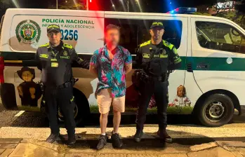 El extranjero, un hombre de 45 años, tendrá que responder por presunta demanda de explotación sexual con persona menor de 18 años. FOTO: POLICÍA