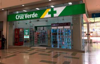 El Ministerio de Salud aseguró que Sanitas tendrá que seguir entregándole medicamentos a todos sus afiliados. FOTO: Tomada de redes sociales de Cruz Verde