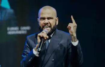 Dani Alves reapareció como predicador y habló sobre el cambio que vivió tras salir de prisión. FOTO: Tomado de Instagram: @danialves