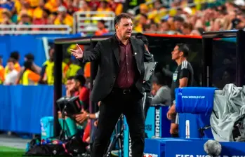 Néstor Lorenzo durante el encuentro de Colombia frente a Portugal. FOTO JUAN ANTONIO SÁNCHEZ