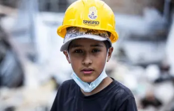 Juan Pablo Sánchez tiene 13 años y dice que es el “topito niño de Colombia”. FOTO Julio César Herrera