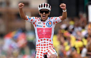 Con la de este sábado, Carapaz logró su tercera victoria en su historial en el Tour. FOTO: @TOUR DE FRANCIA
