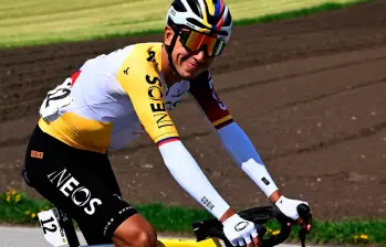 Egan también compartió en las redes sociales la noticia del nuevo patrocinio que tendrá el Ineos, el Café de Colombia. FOTO INSTAGRAM BERNAL