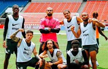 Parte de la plantilla del Chelsea. FOTO TOMADA X @cucurella3