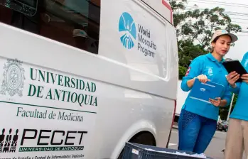 Un equipo de 40 profesionales del Pecet será el encargado de “cultivar” los mosquitos “buenos” al Bajo Cauca y Nordeste para erradicar el dengue. FOTO: CORTESÍA UDEA
