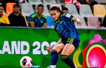 María Torres se ha consolidado como titular en la zona defensiva de Colombia en el Mundial Sub 20 que se disputa en el Mundial de Polonia. FOTO CORTESÍA FCF 