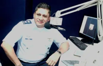 El general en retiro José Henry Pinto, exoficial de la Fuerza Aérea de Colombia. FOTO: Cortesía FAC