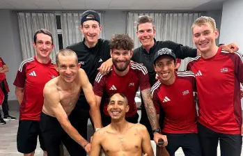 Brandon Rivera y su nuevo look. FOTO X-INEOS