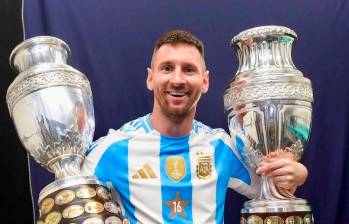 Lionel Messi campeón del mundo y campeón de Copa América. FOTO TOMADA @leomessisite