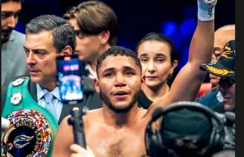 Entre lágrimas, Carlos Utria festejó la conquista de su título mundial. FOTO FACEBOOK CARLOS UTRIA