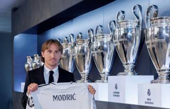 El croata Luka Modric anunció su renovación con el Real Madrid hasta 2025. FOTO @lukamodric10