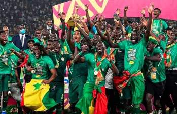 Senegal se coronó campeón de la Copa Africana de Naciones. FOTO @vanillaskyOG