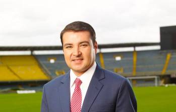 Carlos Alberto Morales, narrador de Gol Caracol, la marca que domina las transmisiones de fútbol en Colombia. FOTO: Cortesía