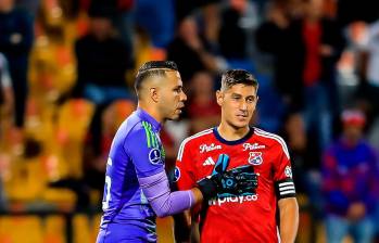 Pablo Lima fue el capitán del Medellín en la tanda de penaltis. Asumió el rol después del minuto 90+3, cuando Alejandro Restrepo sacó a Fainer Torijano y metió a José Aja. El uruguayo erró su cobro. FOTO jaime pérez 