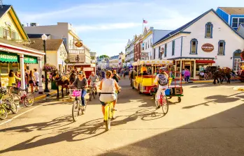 La isla está ubicada enfrente de la costa del estado de Michigan, en donde queda la considerada “ciudad del motor”. FOTO GETTY