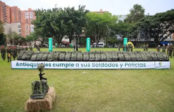 Evento de la Gobernación donde se entregaron elementos adquiridos con el impuesto. FOTO: Cortesía