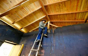 El Decreto 1166 permitiría ejecutar proyectos de vivienda sin licencia de construcción, lo que según expertos, pone en riesgo la seguridad de miles de hogares. FOTO: JUAN ANTONIO SÁNCHEZ