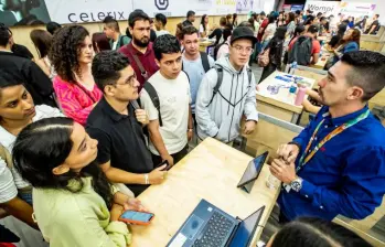 El fenómeno de los ninis se redujo en 386.000 jóvenes entre enero y octubre de 2025, de acuerdo con cifras oficiales. FOTO: Jaime Pérez 