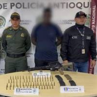 Este es Bairon, de 24 años, quien presuntamente se desempeñaba como guerrillero raso del Frente 18 de las disidencias de las Farc. FOTO: Cortesía Policía de Antioquia