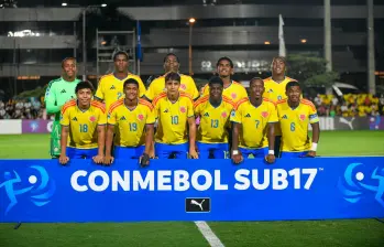 La Selección Colombia Sub 17 que se quedó con el título del Sudamericano disputado en Paraguay contó con seis jugadores de equipos paisas y cinco futbolistas nacidos en Antioquia. FOTO CORTESÍA FCF 