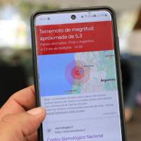 Los dispositivos Android y Apple ofrecen la ventaja de activar alarmas de sismos. FOTO: Cortesía.