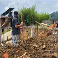 Funcionarios de Control Territorial realizan sus labores en Las Tres Cruces. FOTO: Cortesía