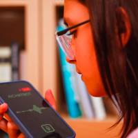 Entre otras cosas, este actualización bloqueará contenido sexual explícito y otros contenidos dañinos. También facilitará la intervención de las autoridades para garantizar la seguridad, en caso de que sea necesario. Foto Getty. 