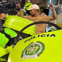 En la ofensiva, los uniformados requisaron y revisaron los antecedentes de cientos de personas. FOTO: Cortesía Secretaría de Seguridad