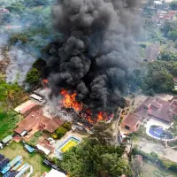 El incendio afectó tres inmuebles de la vereda San Diego, en Girardota. FOTO: CORTESÍA ALCALDÍA
