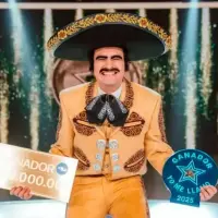 Este es Vicente Fernández, el ganador de la última temporada de Yo me llamo. FOTO Cortesía Caracol Televisión