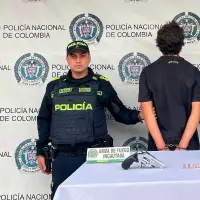 El sospechoso fue detenido tras se detectado en las cámaras de seguridad. FOTO: Cortesía Policía