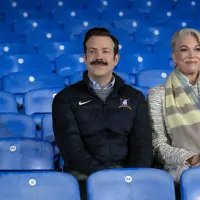 Estos son Jason Sudeikis y Hannah Waddingham, quienes interpretan a Ted Lasso y a Rebecca Welton en la serie que completa ya cuatro temporadas. FOTO: Cortesía Apple TV