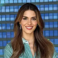 Gabriela Tafur, abogada caleña, exreina de belleza y graduada de Stanford, cerró una ronda semilla por US$5 millones para acelerar la expansión de Idilio, una plataforma de video vertical especializada en microdramas para el público hispanohablante. FOTO: Cortesía - Forbes.