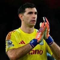 Emiliano Martínez, referente del Aston Villa y también de la Selección Argentina. FOTO AFP