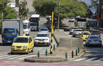 Obras del Metroplús en la Carrera 43A en Envigado. Foto: Manuel Saldarriaga Quintero.